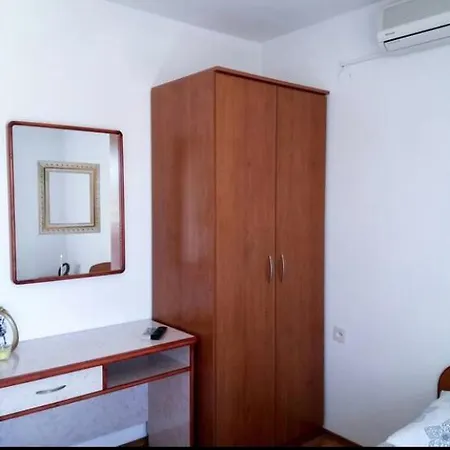 Jovic Апартаменти *